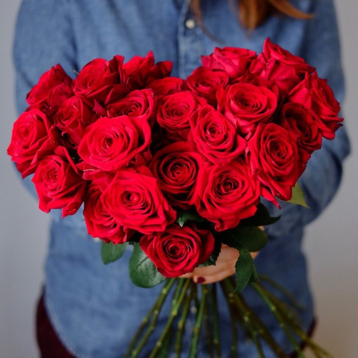 25 красных роз в Нижнем Тагиле