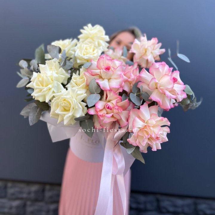 15 Французских роз в боксе в Нижнем Тагиле