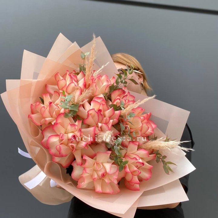 9 Французских роз Джумилия  в Нижнем Тагиле