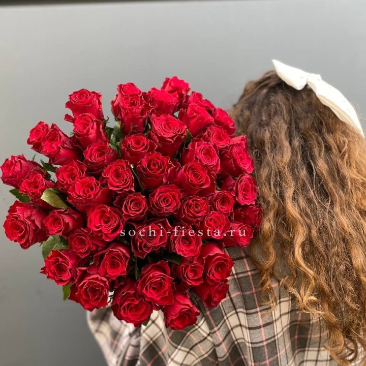 51 красная роза в Нижнем Тагиле