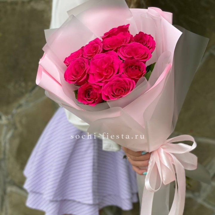 Букет алых роз в Нижнем Тагиле