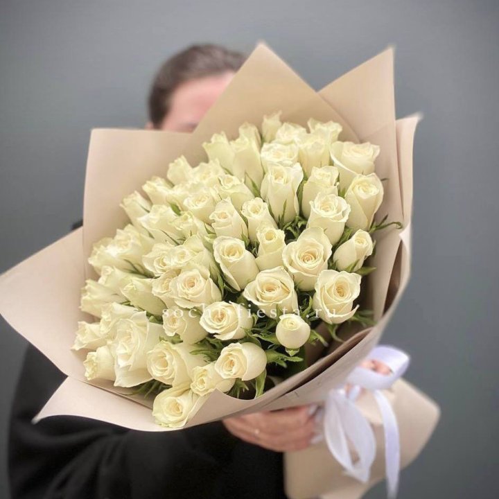 51 белая кенийская роза  в Нижнем Тагиле