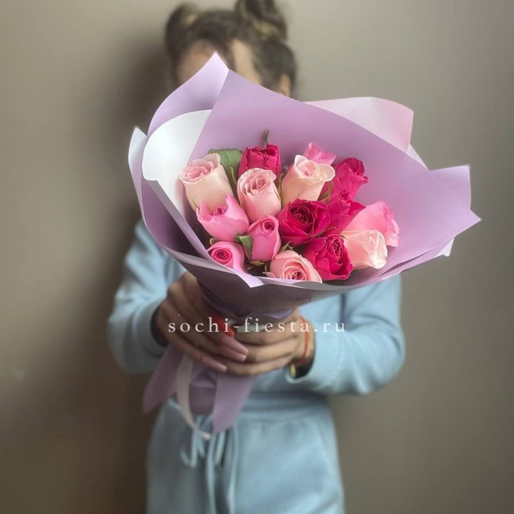 Букет из 15 роз Микс (Кения) в Нижнем Тагиле