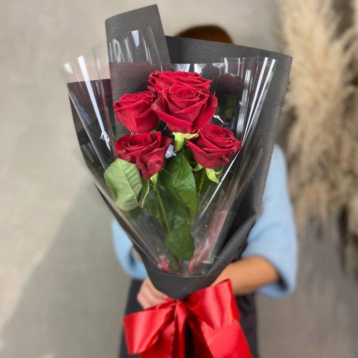 5 роз ред наоми в Нижнем Тагиле
