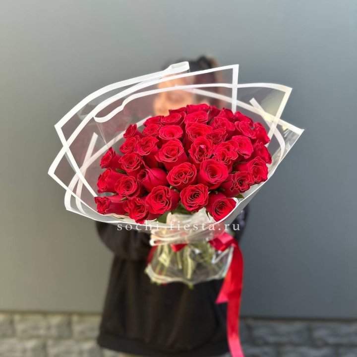 31 красная роза в Нижнем Тагиле
