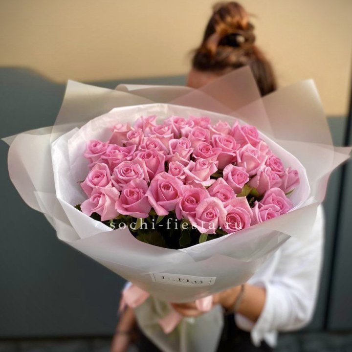 Букет розовых роз  в Нижнем Тагиле