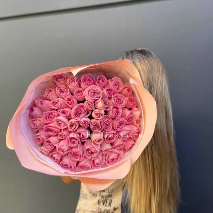 55 розовых роз в Нижнем Тагиле