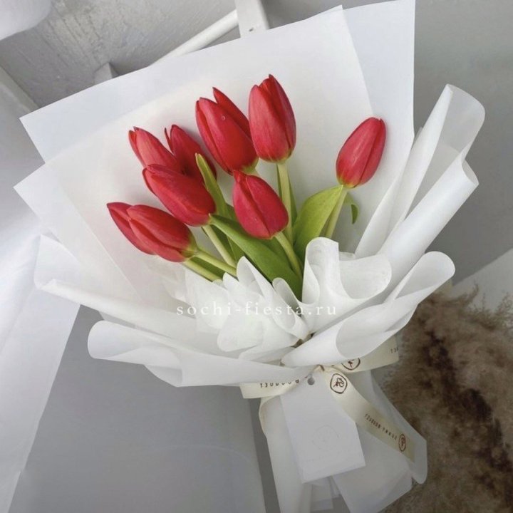 Букет красных тюльпанов в Нижнем Тагиле