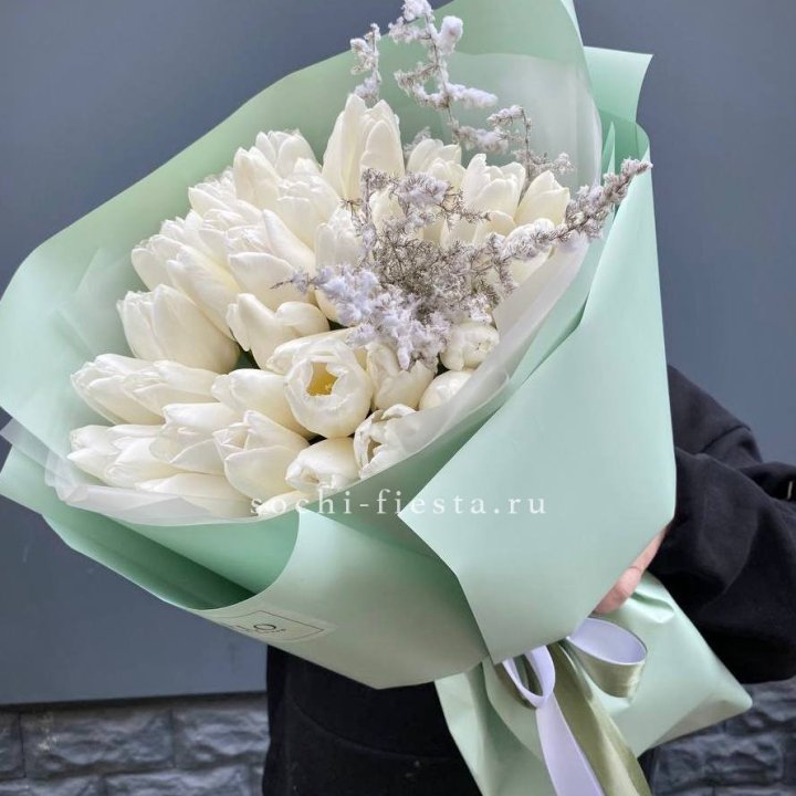 Букет белых тюльпанов "Бьянко" в Нижнем Тагиле