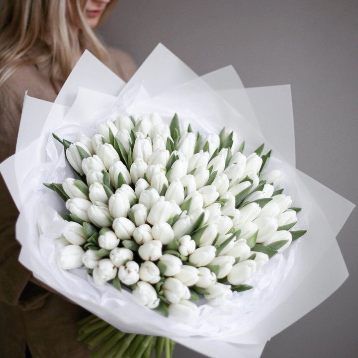 101 белый тюльпан в Нижнем Тагиле